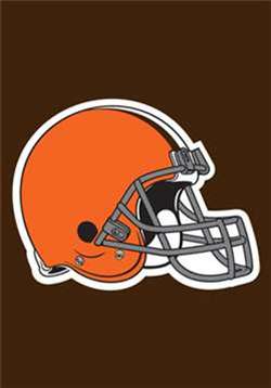 Team Sports America NFL Cleveland Browns Embroidered Logo Applique Garden  Flag, 12.5 x 18 inches Indoor Outdoor Double Sided Decor for Football Fans